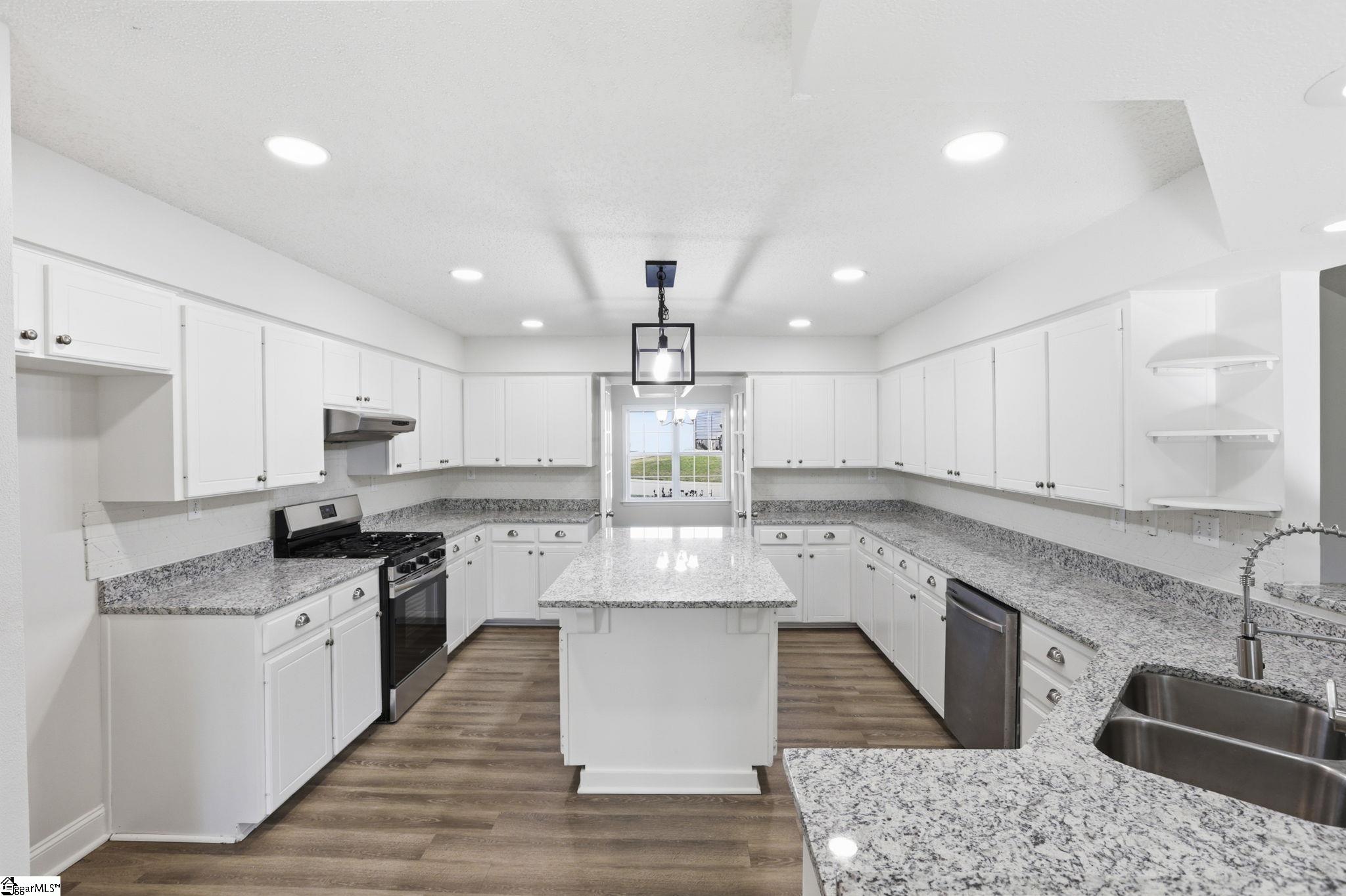 224 Kailin Shea Avenue Pacolet, SC 29372 - Photo 9 of 37