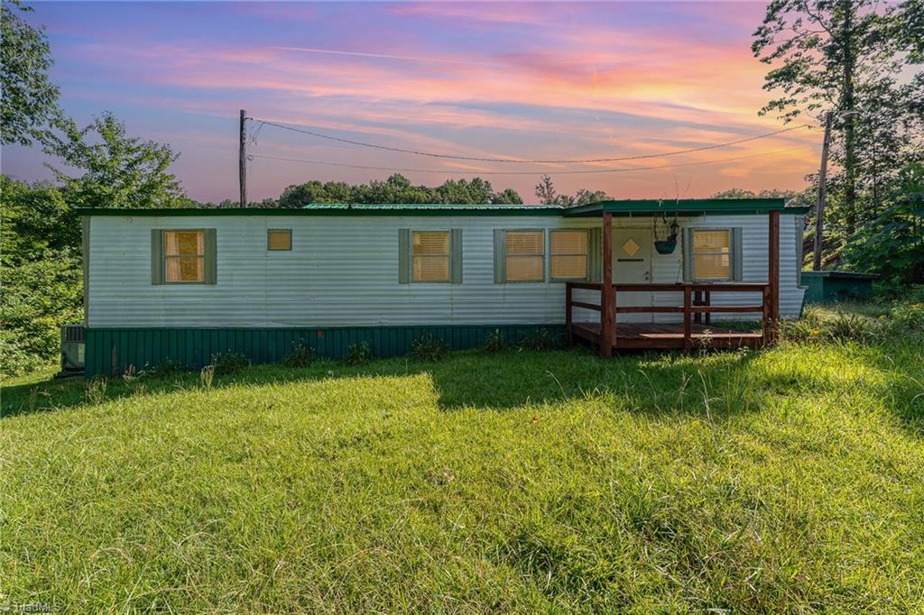 1402 Skeen View Road Asheboro, NC 27205 - Photo 1 of 19 Gallery Image 1