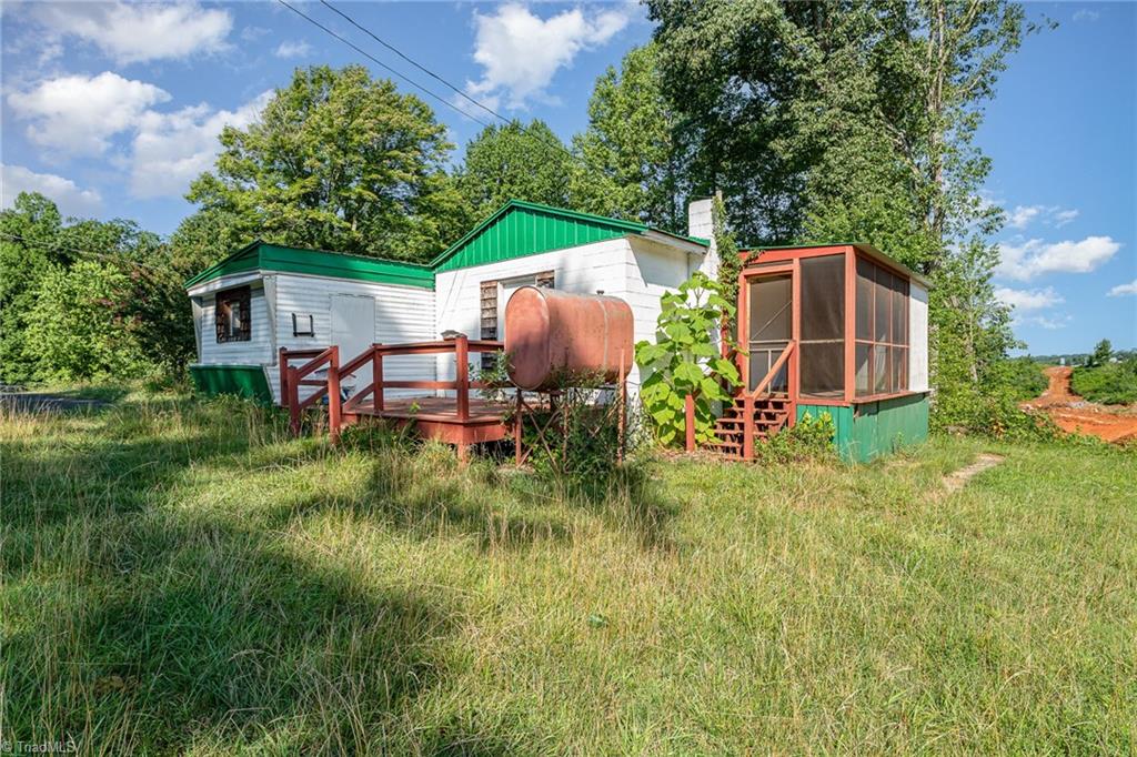 1402 Skeen View Road Asheboro, NC 27205 - Photo 18 of 19 Gallery Image 18