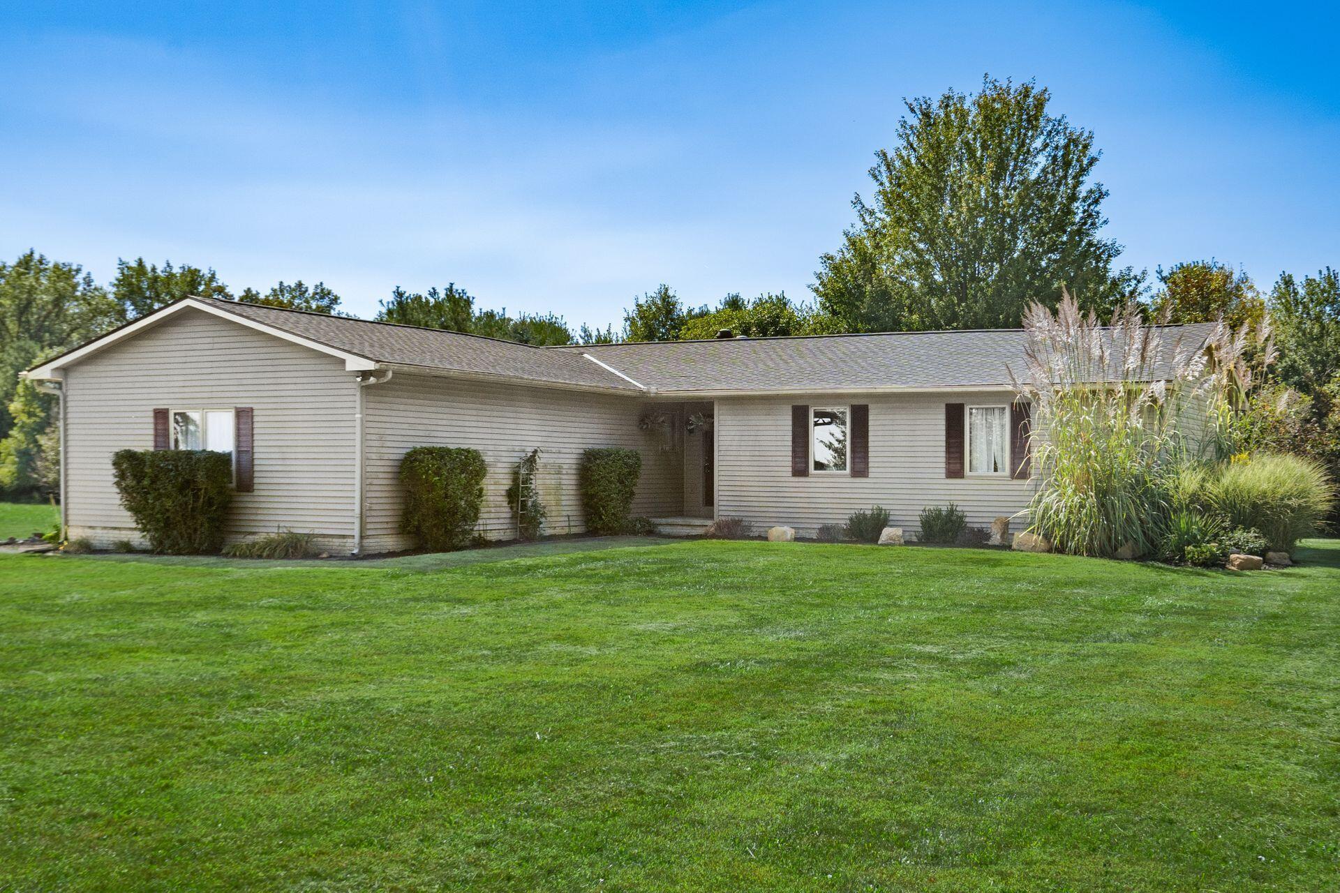 1570 Green Cook Road Sunbury, OH 43074 - Photo 1 of 32 Big Walnut Schools