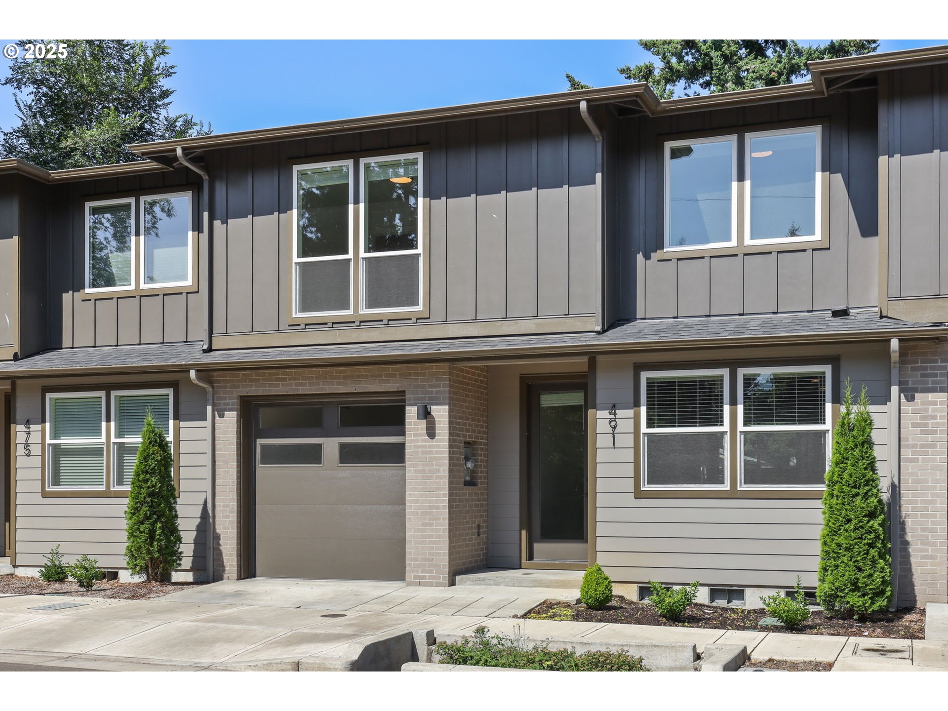 491 Northeast Elliott Avenue Gresham, OR 97030 - Photo 1 of 37