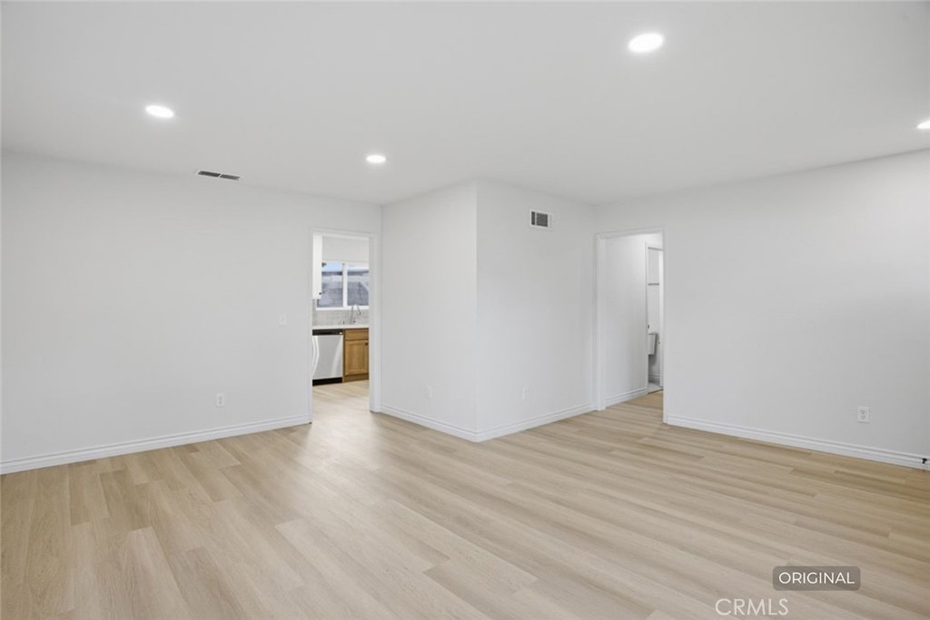 8574 Holly Lane Riverside, CA 92504 - Photo 3 of 29