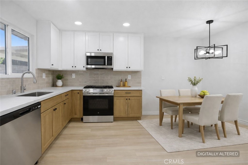 8574 Holly Lane Riverside, CA 92504 - Photo 6 of 29