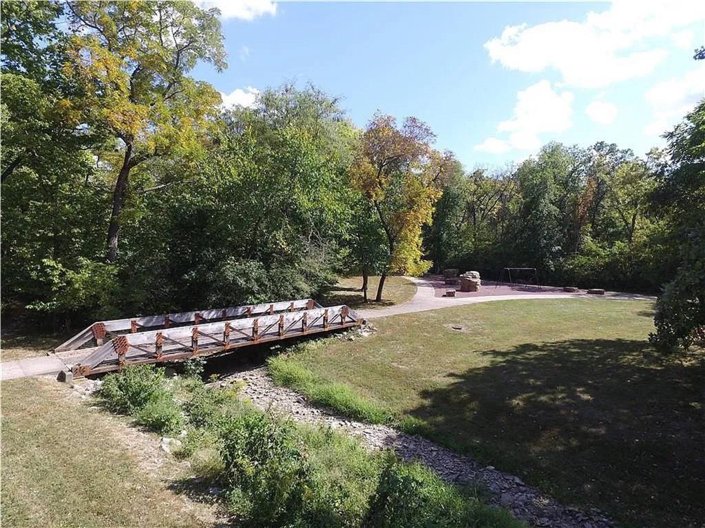 10806 Grandview Road Kansas City, MO 64137 - Photo 5 of 7