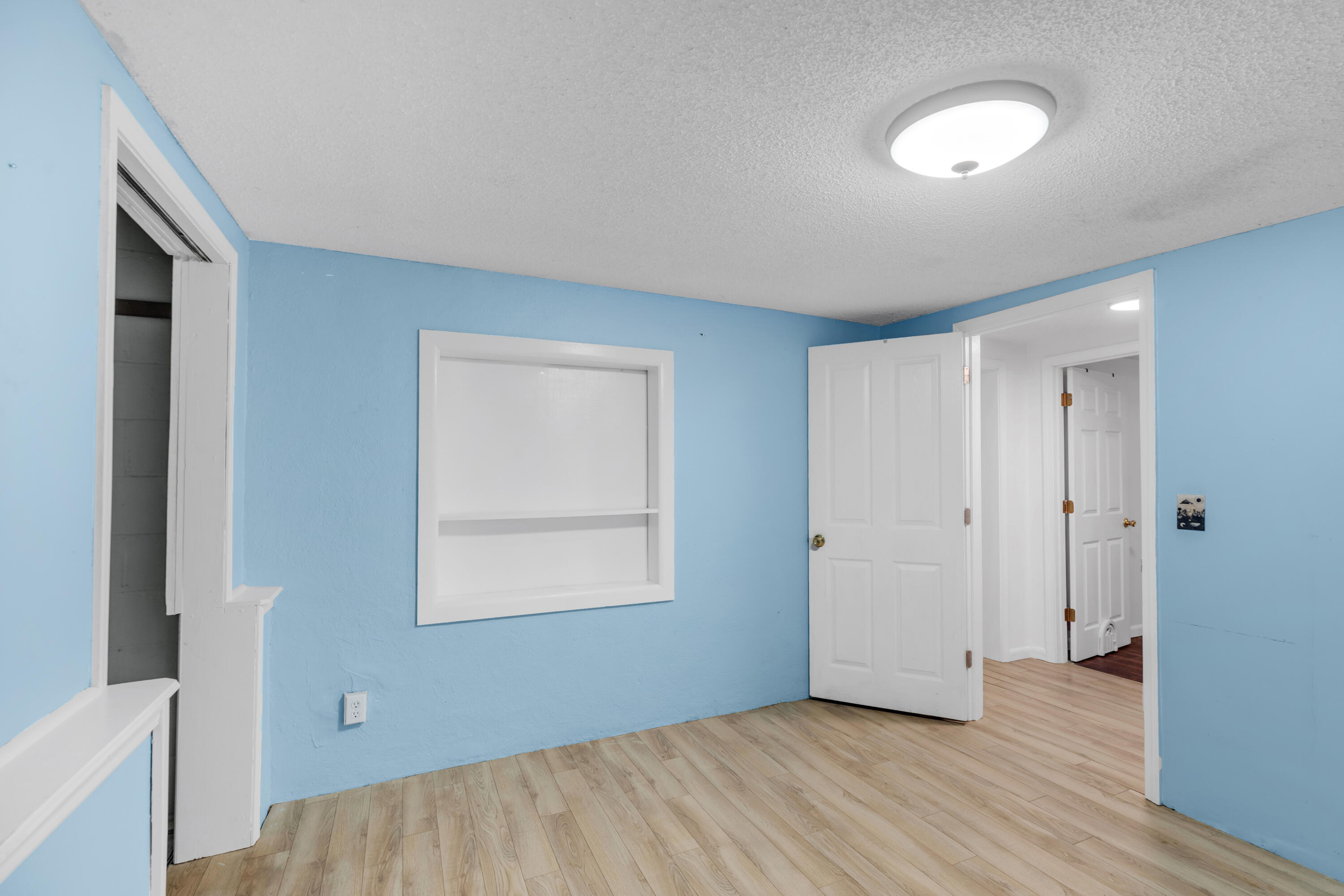 810 McDaniels Fishcamp Road Freeport, FL 32439 - Photo 23 of 33 810 bedroom 1 another view 2