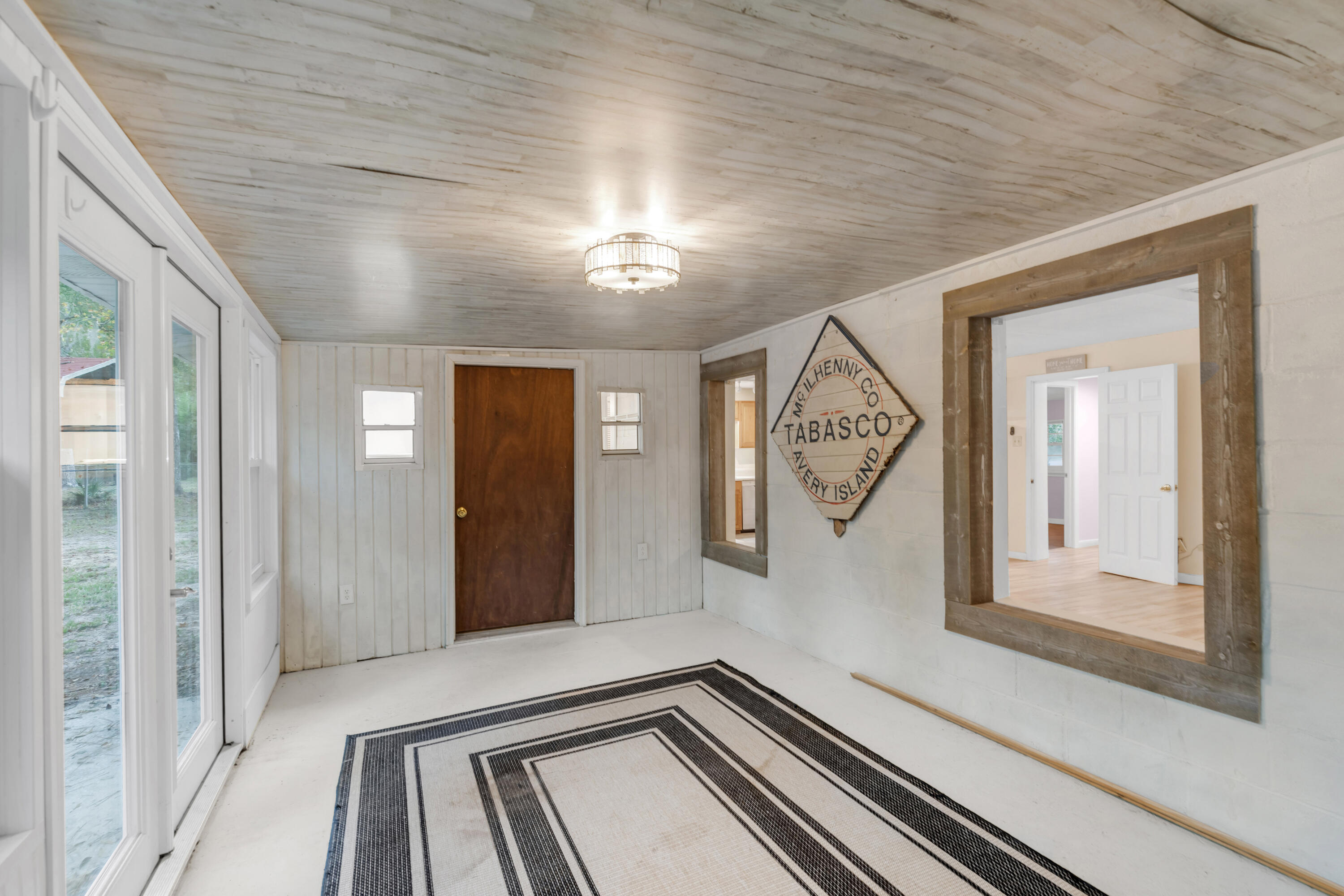 810 McDaniels Fishcamp Road Freeport, FL 32439 - Photo 29 of 33 810 florida room another view 2