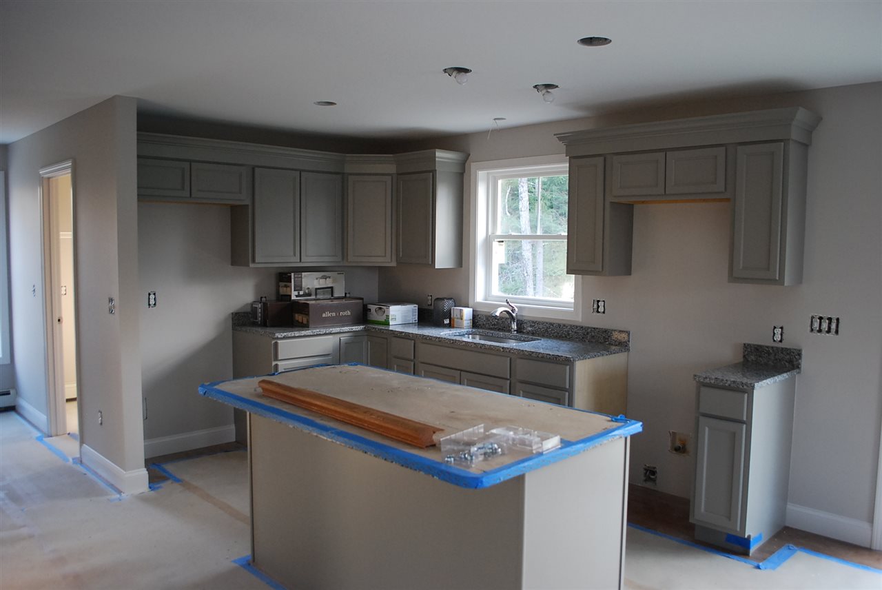 3 Max Way Rochester, NH 03839 - Photo 3 of 31