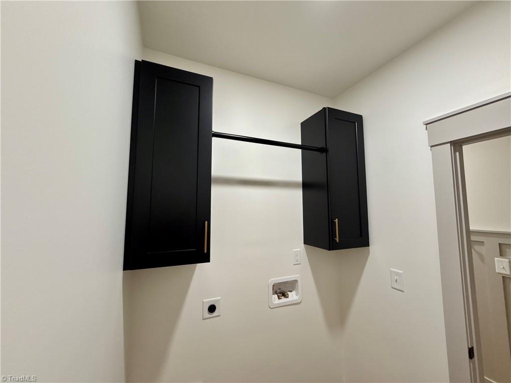 339 Jessup Grove Church Road Pilot Mountain, NC 27041 - Photo 43 of 44 Laundry room