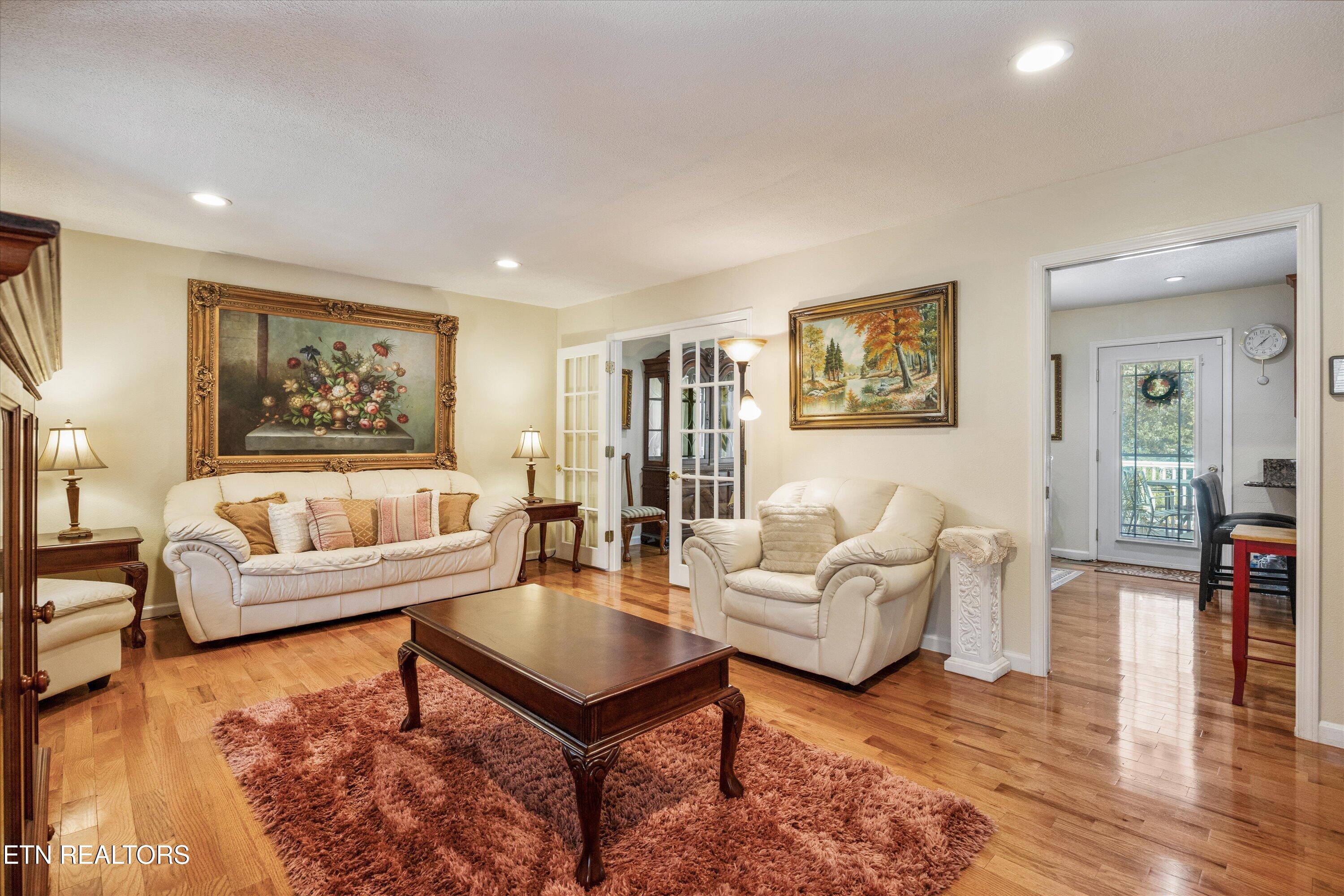 212 Cogdill Road Knoxville, TN 37922 - Photo 8 of 51 14-212 Cogdill Rd12