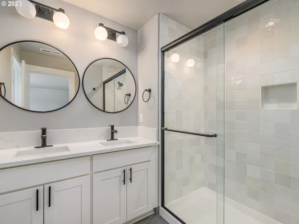 $459,900 | 267 Sunday Drive, Creswell, OR 97426