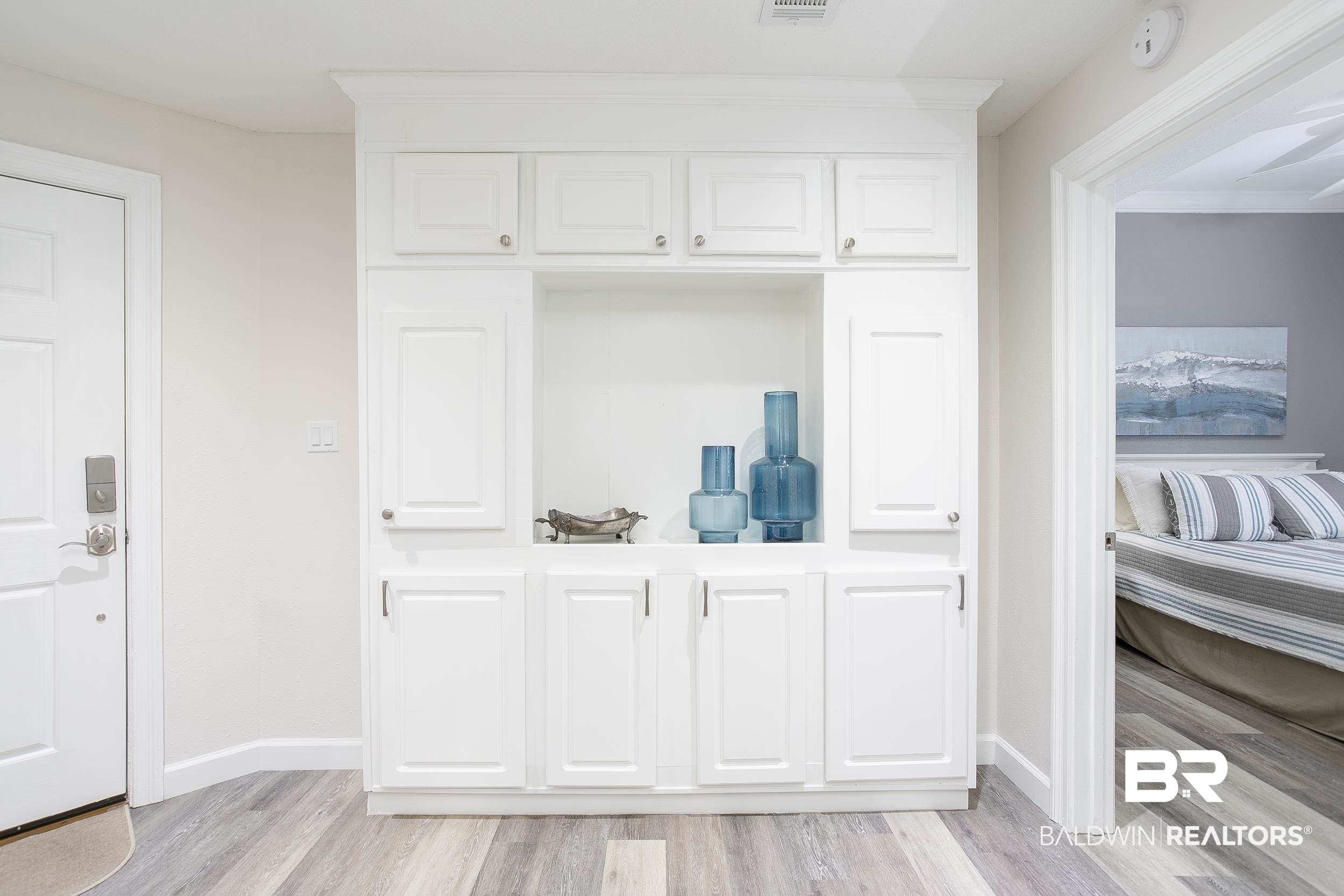 27282 Canal Road, Unit 101 Orange Beach, AL 36561 - Photo 7 of 49 Built-in Storage