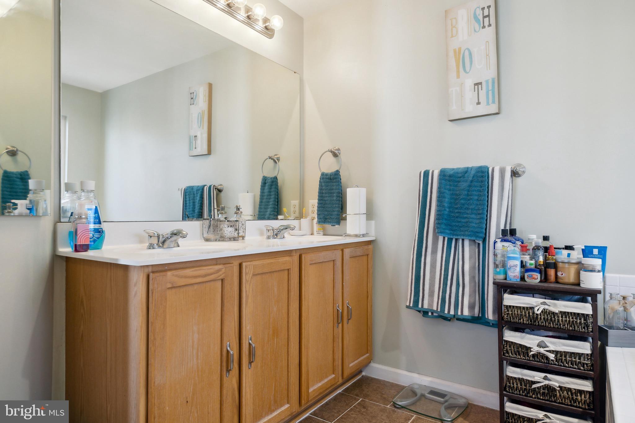 75 Colts Neck Drive Sicklerville, NJ 08081 - Photo 25 of 40 Primary bathroom