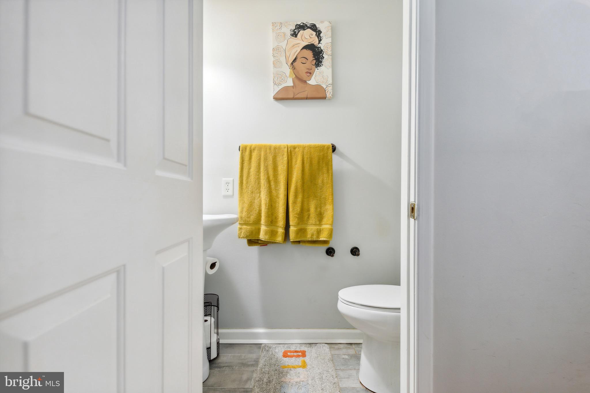 75 Colts Neck Drive Sicklerville, NJ 08081 - Photo 33 of 40 Den Bathroom