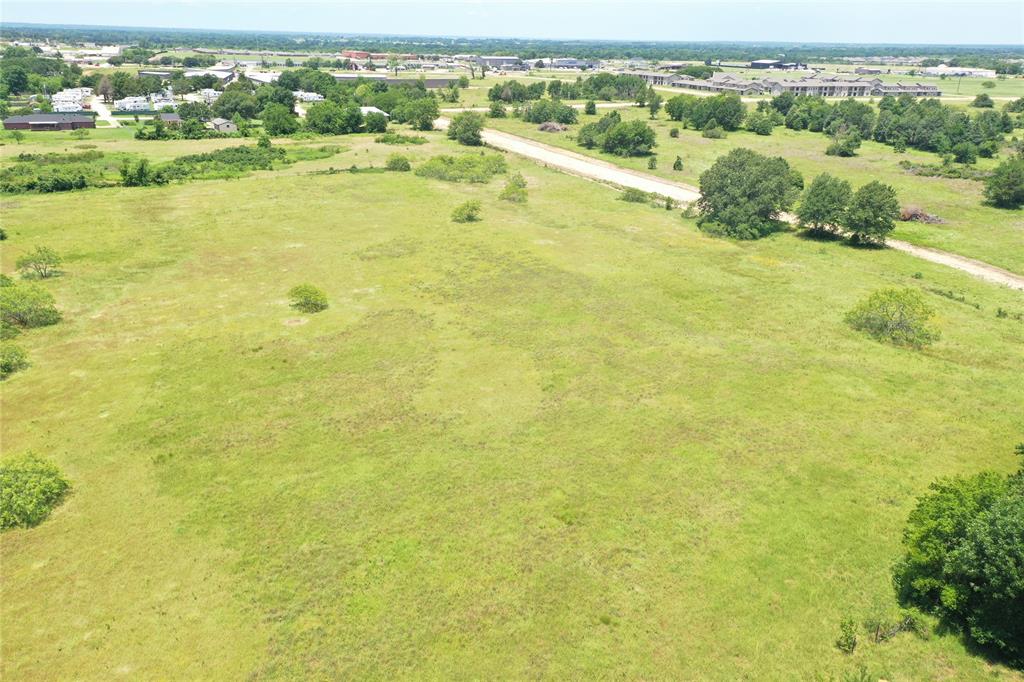 381 Paddock Drive, Unit D Mabank, TX 75156 - Photo 5 of 20