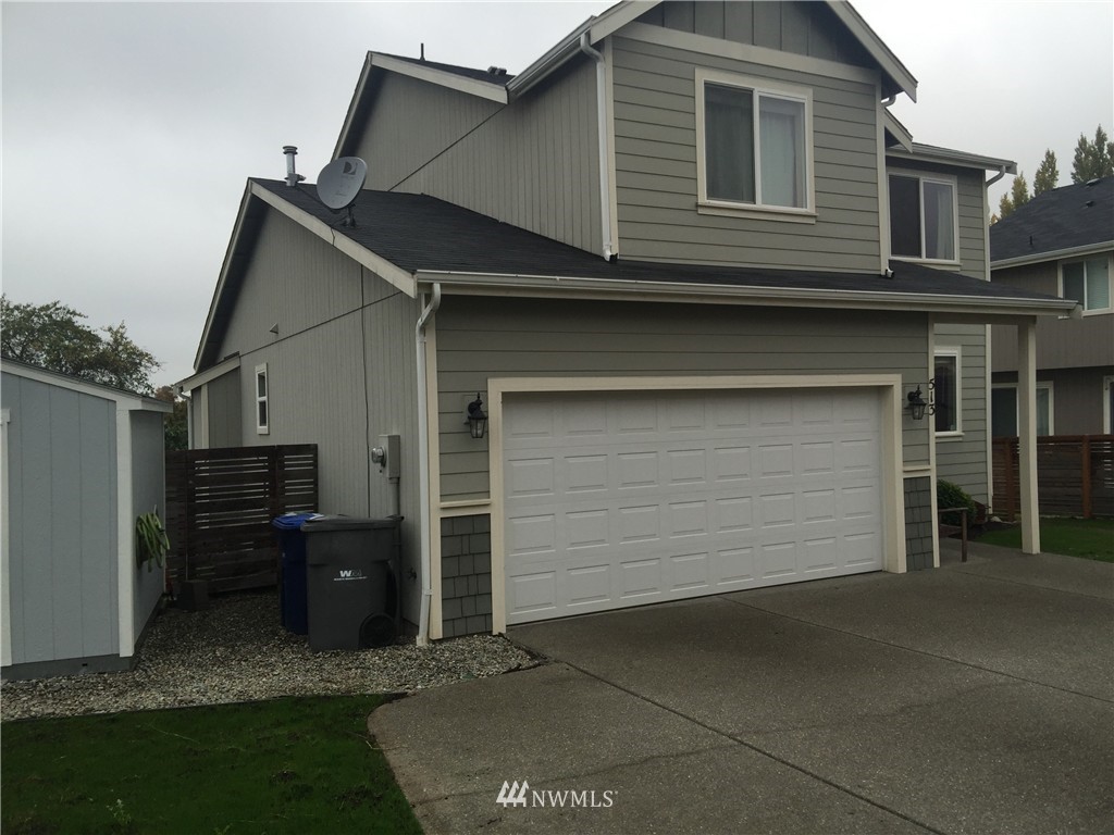 513 South 20th Street Renton, WA 98055 - Photo 2 of 11