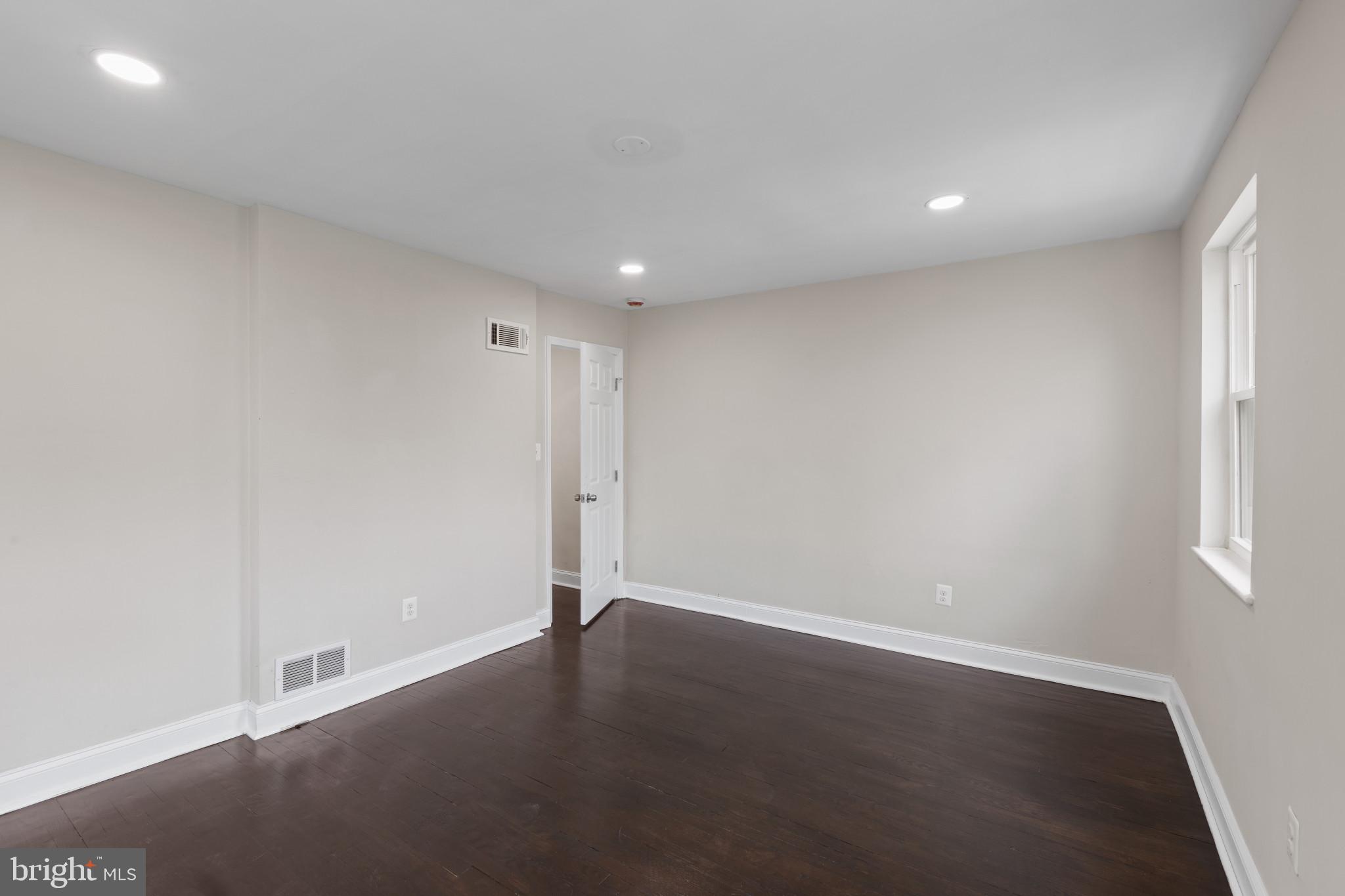 4609 East Capitol Street Southeast Washington, DC 20019 - Photo 19 of 40