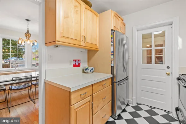 $824,900 | 4001 Franconia Road, Alexandria, VA 22310