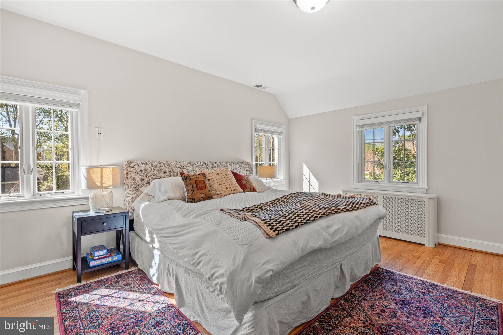 4001 Franconia Road Alexandria, VA 22310 - Photo 20 of 40 a bedroom with a bed and a window
