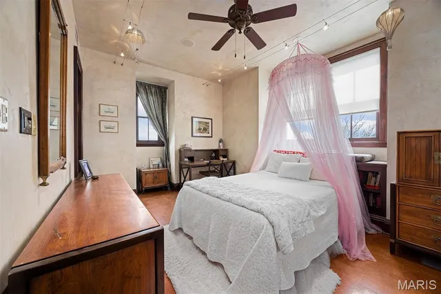 $1,550,000 | 3520 Galt House Drive, St. Charles, MO 63301