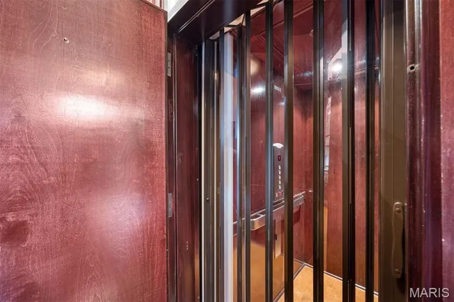 $1,550,000 | 3520 Galt House Drive, St. Charles, MO 63301