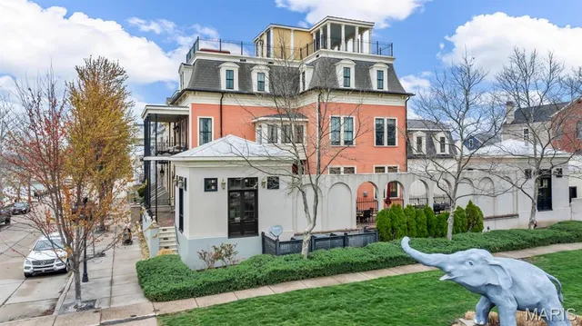 $1,550,000 | 3520 Galt House Drive, St. Charles, MO 63301