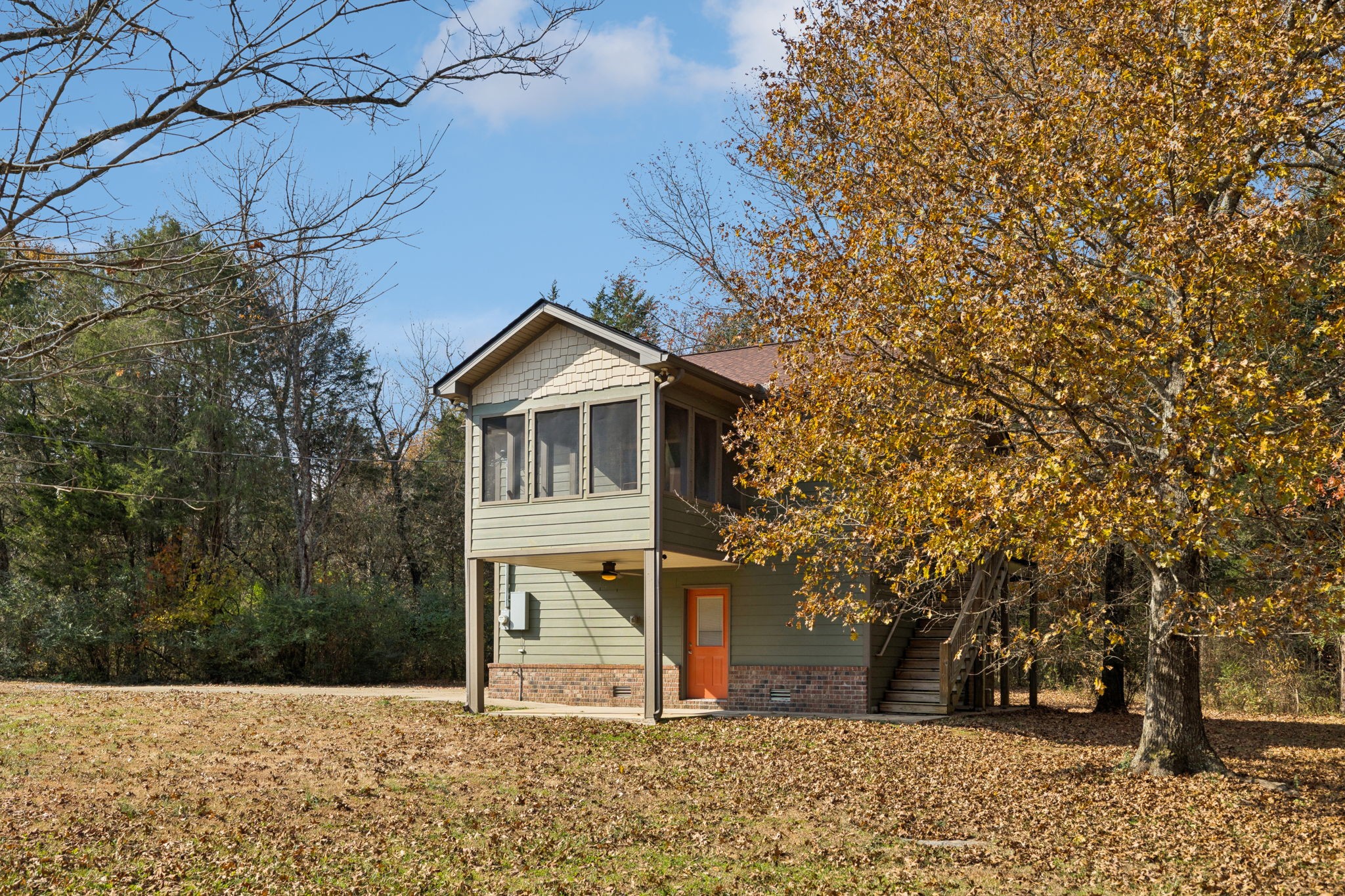 1560 River Road Chapel Hill, TN 37034 - Photo 11 of 80 a front view of a house with a yard