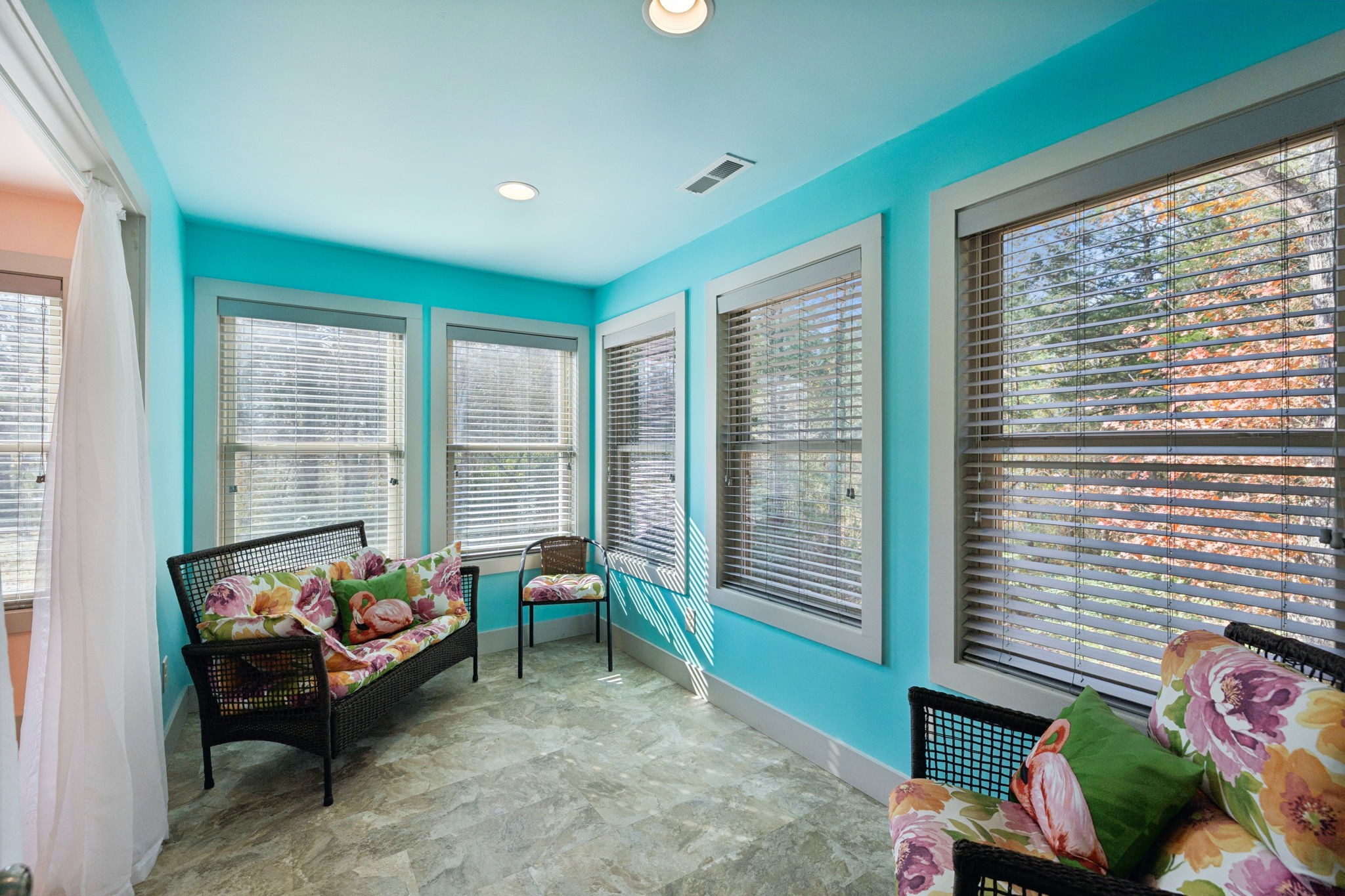 1560 River Road Chapel Hill, TN 37034 - Photo 57 of 80 a living room with furniture and a window