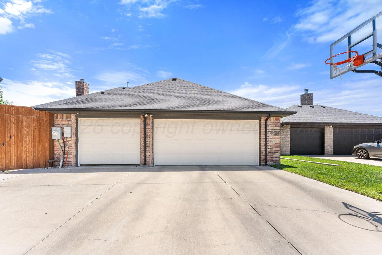 7410 Rochester Drive Amarillo, TX 79118 - Photo 60 of 60 Garage