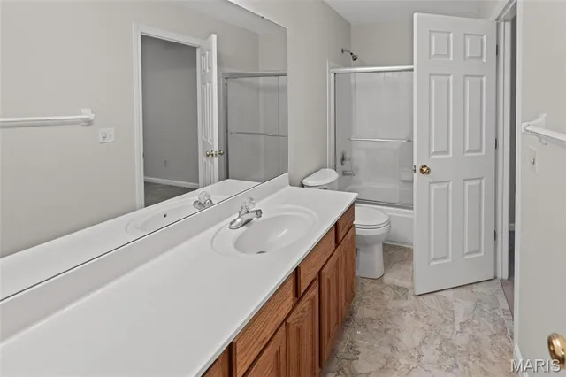 $469,500 | 1145 Stonewolf Trail, Fairview Heights, IL 62208