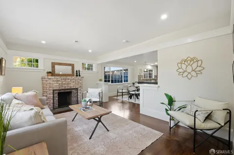 $599,999 | 2709 Vallecito Place, Oakland, CA 94606