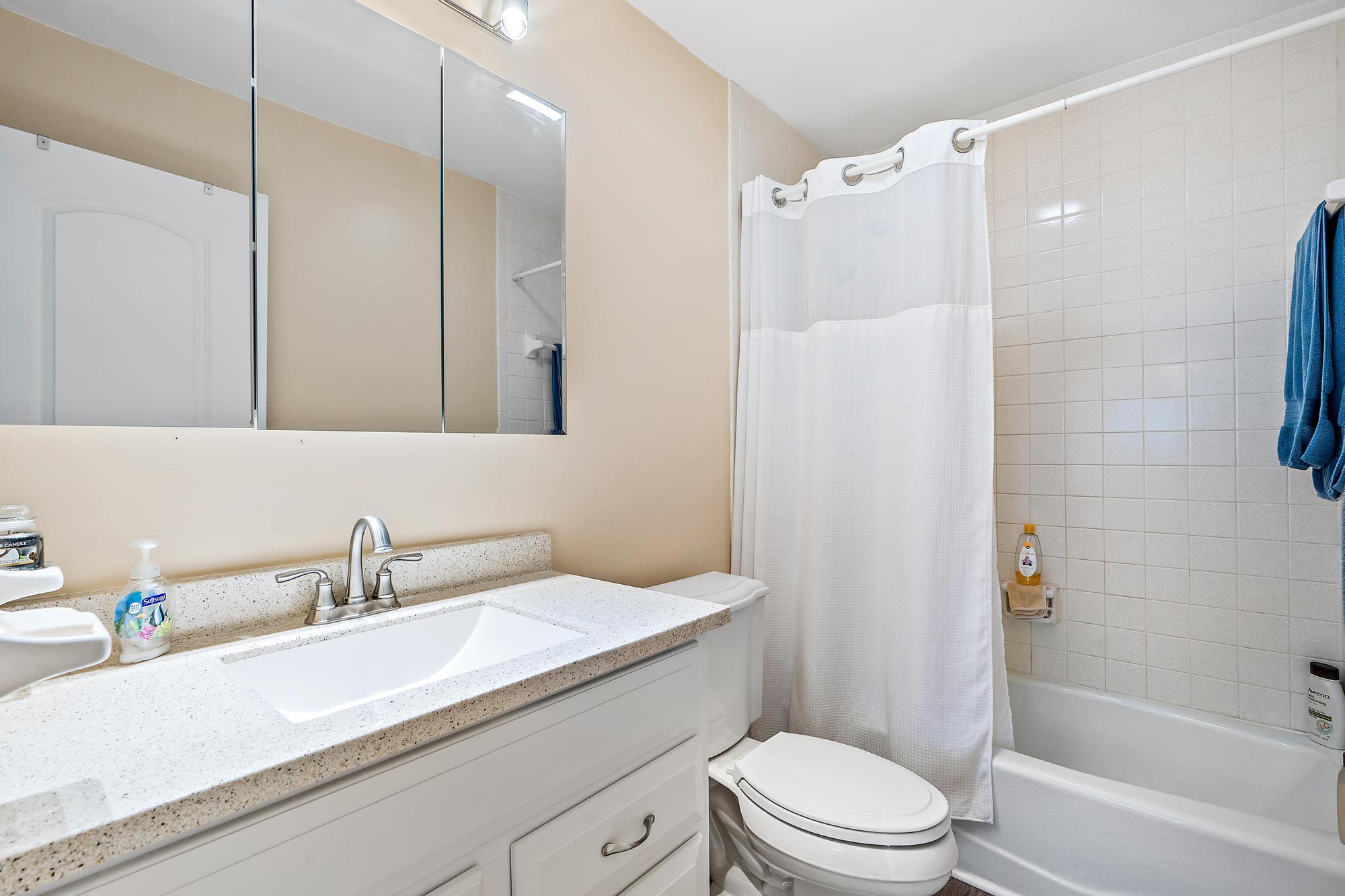 8507 Southwest 18th Avenue Stuart, FL 34997 - Photo 25 of 32 8507 SW 18th Ave-11