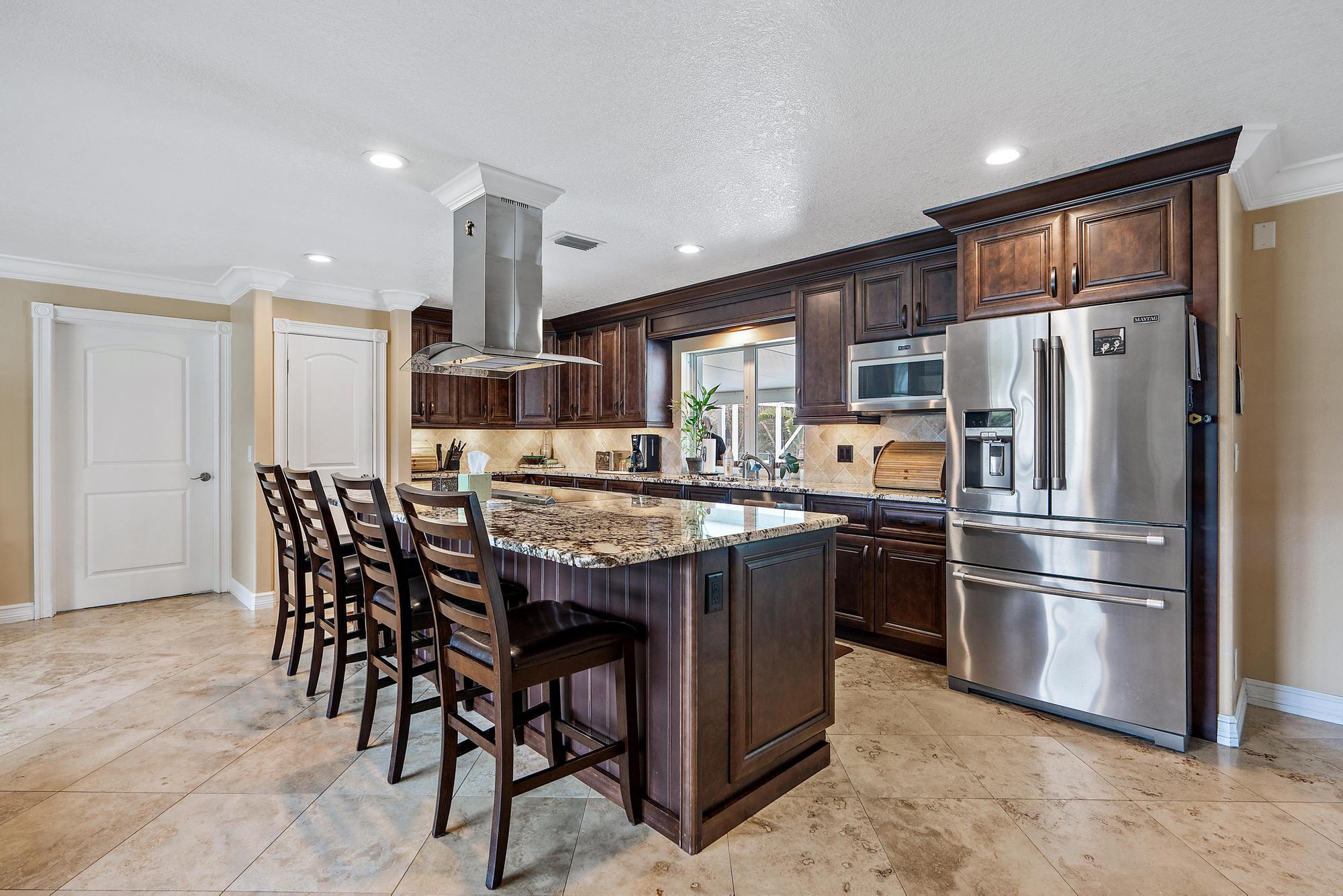 8507 Southwest 18th Avenue Stuart, FL 34997 - Photo 10 of 32 8507 SW 18th Ave-21