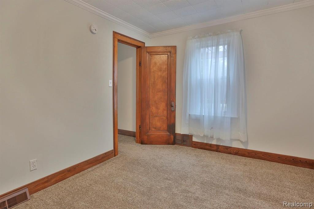 22695 Bohn Road Belleville, MI 48111 - Photo 9 of 15 Gallery Image 9