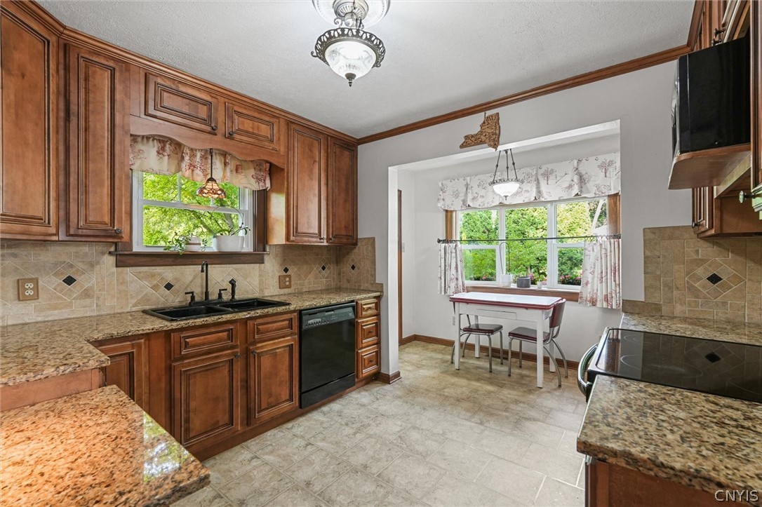 201 Bronson Road Geddes, NY 13219 - Photo 10 of 47 Gallery Image 10