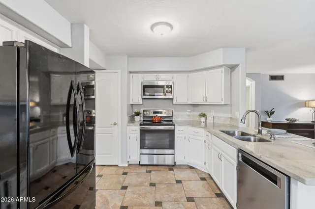 $549,900 | 821 North Albert Drive, Chandler, AZ 85226