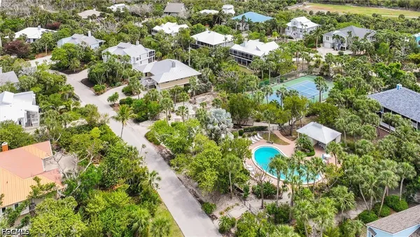 $795,000 | 5304 Ladyfinger Lake Road, Sanibel, FL 33957