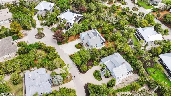 $795,000 | 5304 Ladyfinger Lake Road, Sanibel, FL 33957
