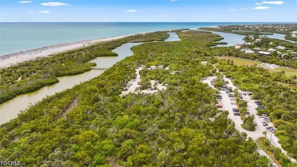 $795,000 | 5304 Ladyfinger Lake Road, Sanibel, FL 33957