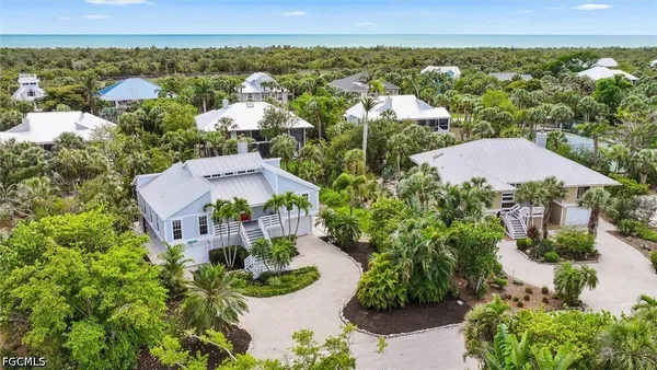 $795,000 | 5304 Ladyfinger Lake Road, Sanibel, FL 33957