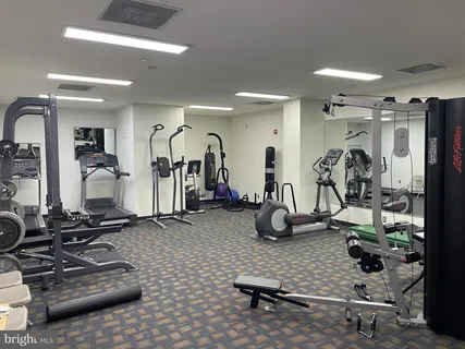 $415,000 | 404 King Farm Boulevard, Unit 40406, Rockville, MD 20850