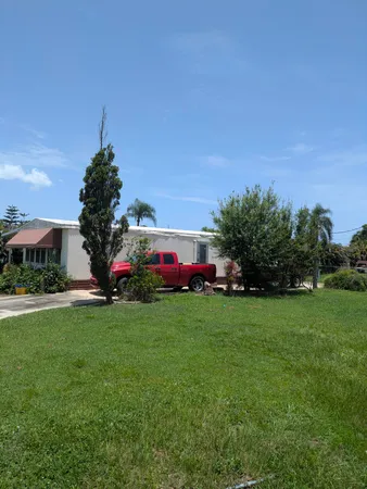 $1,950 | 2845 Southeast Carroll Street, Stuart, FL 34997