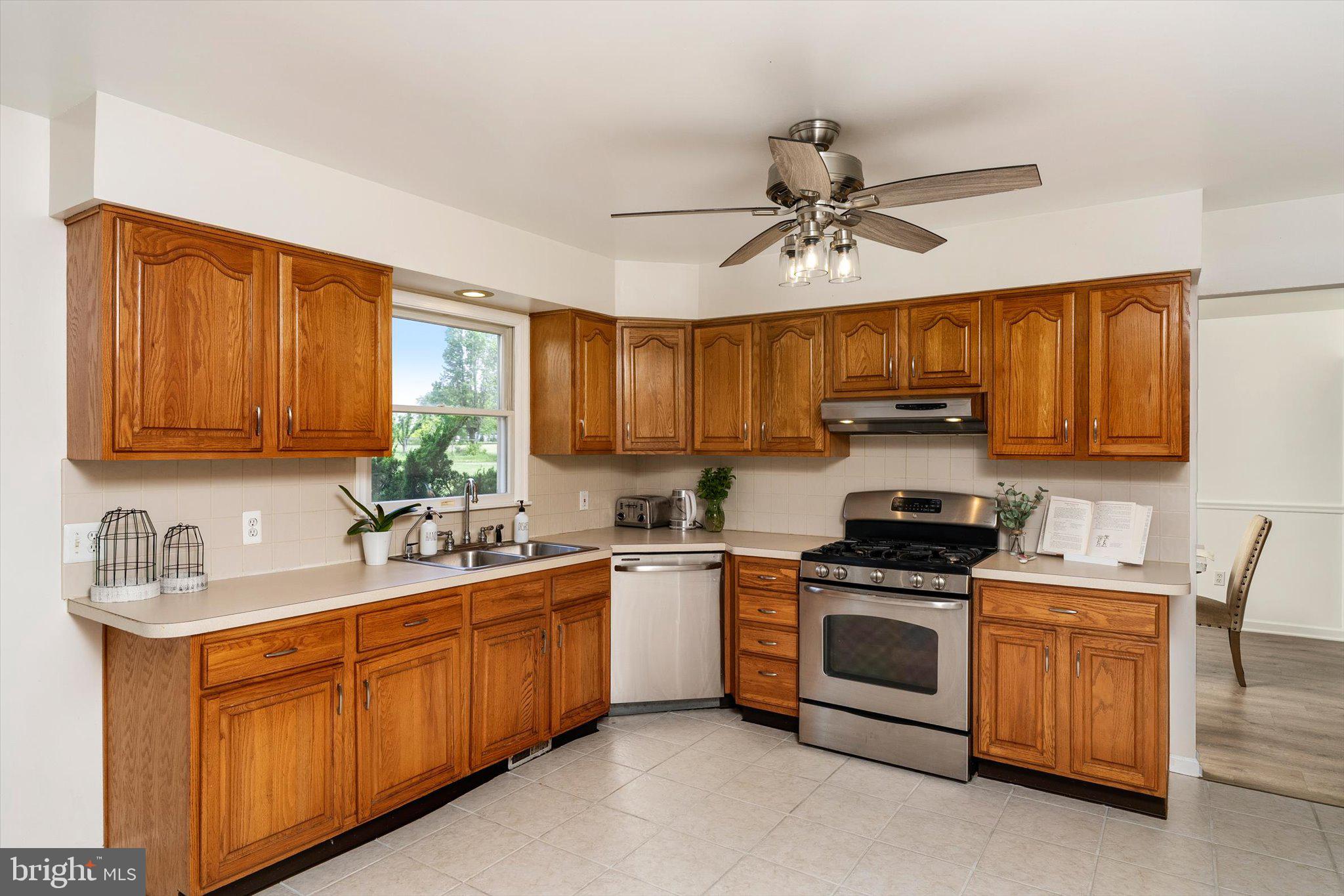 2 Carney Way Hamilton, NJ 08620 - Photo 35 of 97