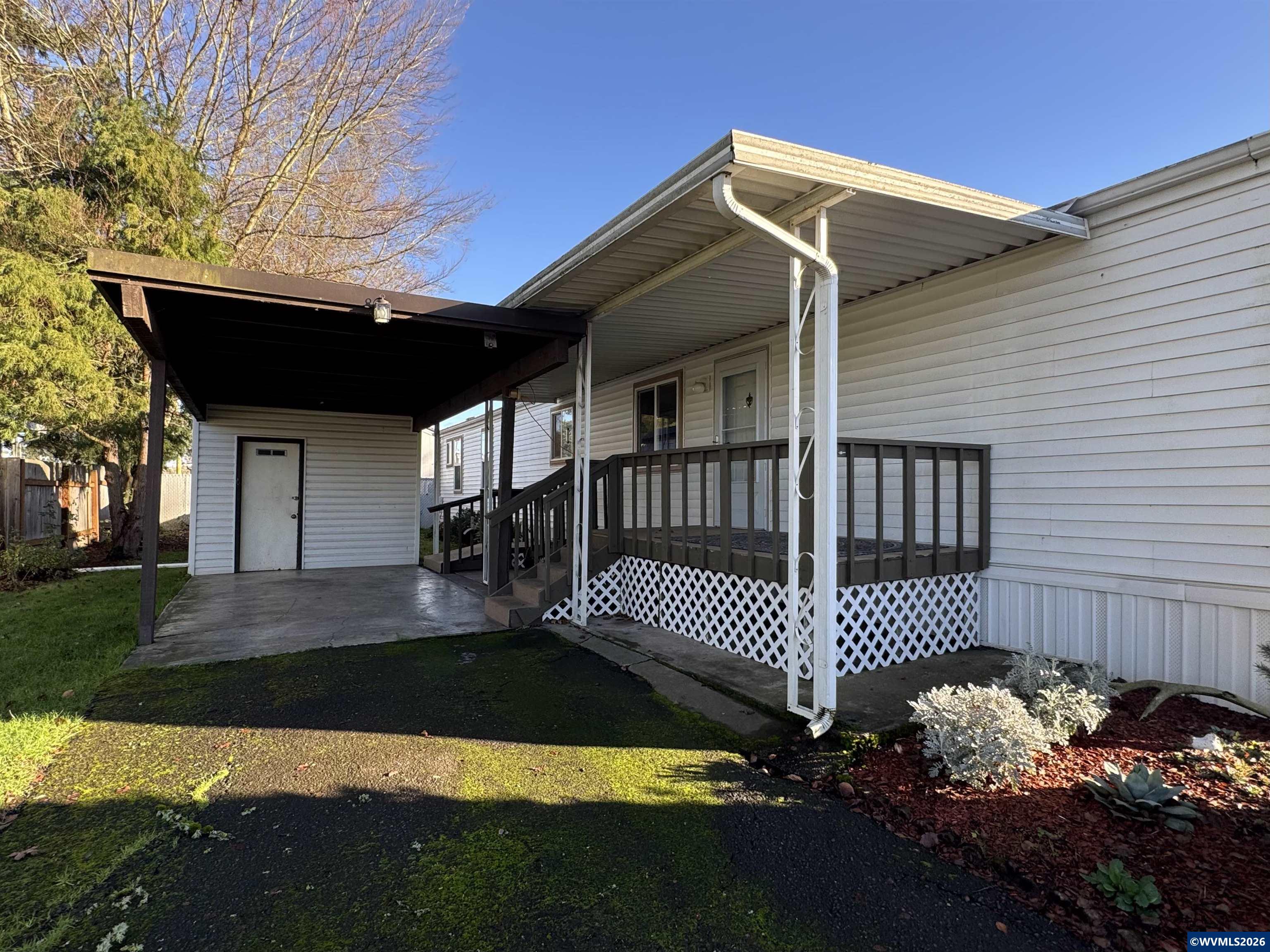 141 South 17th Street, Unit 7 Independence, OR 97351 - Photo 3 of 34
