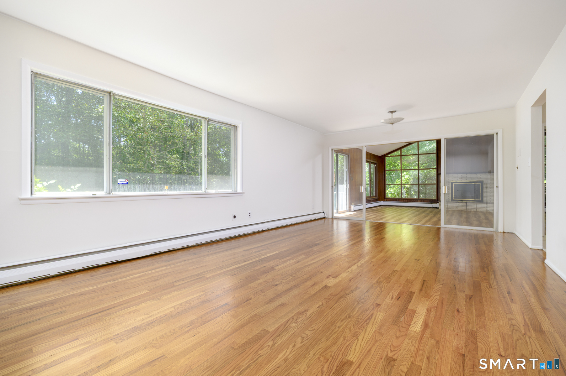 9 Pocono Road Norwalk, CT 06851 - Photo 12 of 40