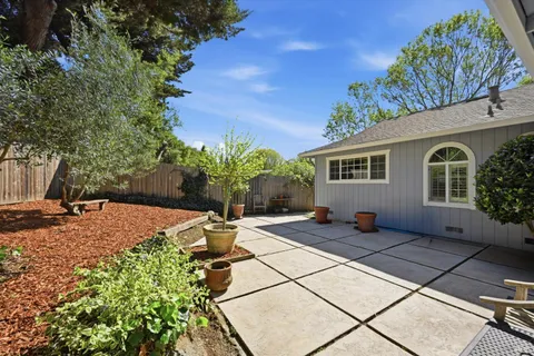 $1,450,000 | 4320 Roblar Road, Petaluma, CA 94952
