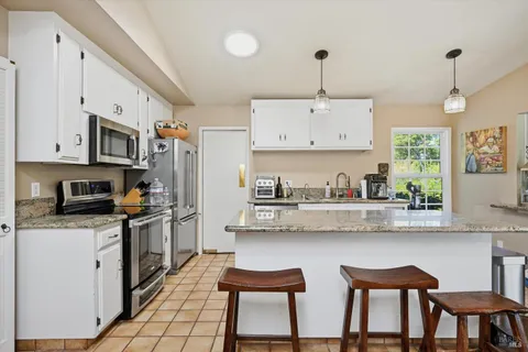 $1,450,000 | 4320 Roblar Road, Petaluma, CA 94952