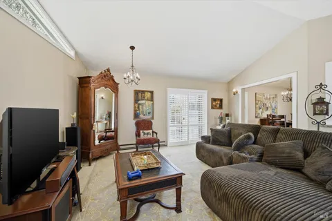 $1,450,000 | 4320 Roblar Road, Petaluma, CA 94952