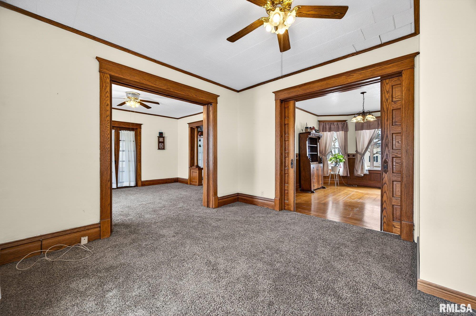 337 West Chestnut Street Oneida, IL 61467 - Photo 13 of 45