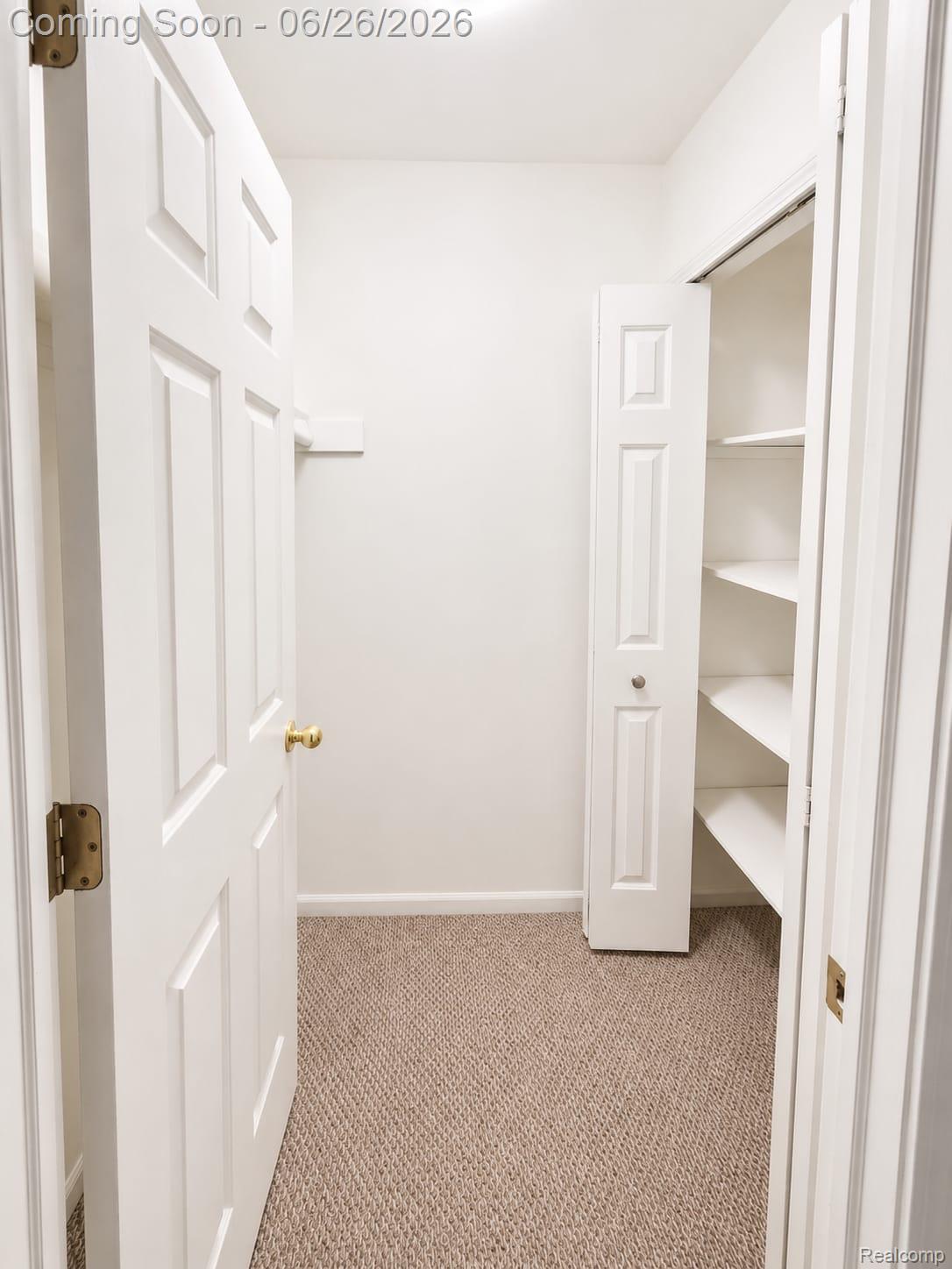 17014 Country Ridge Lane Macomb, MI 48044 - Photo 17 of 25 895bbfea-f2f7-44a2-9765-dff1a3c9f999.JPG