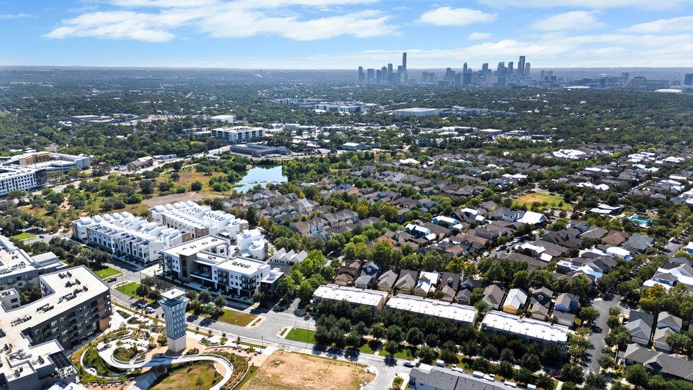2805 McCurdy Street, Unit 4 Austin, TX 78723 - Photo 29 of 40 an aerial view of multiple house